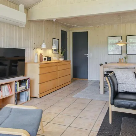 Casa vacanze Karri - 1-1km From The Sea By Interhome