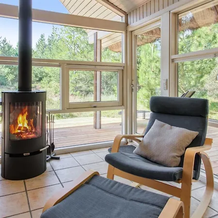Karri - 1-1km From The Sea By Interhome Vakantiehuis *