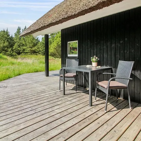 Feriehus Karri - 1-1km From The Sea By Interhome